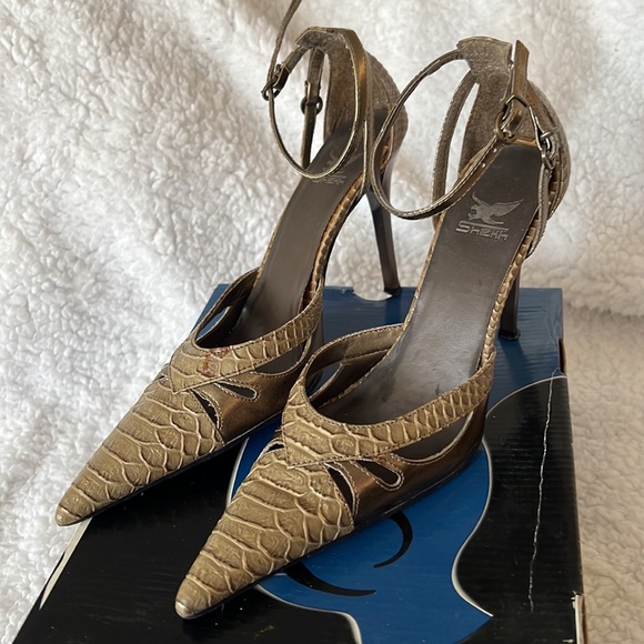 Shiekh Maira-11 Heel - Picture 3 of 7